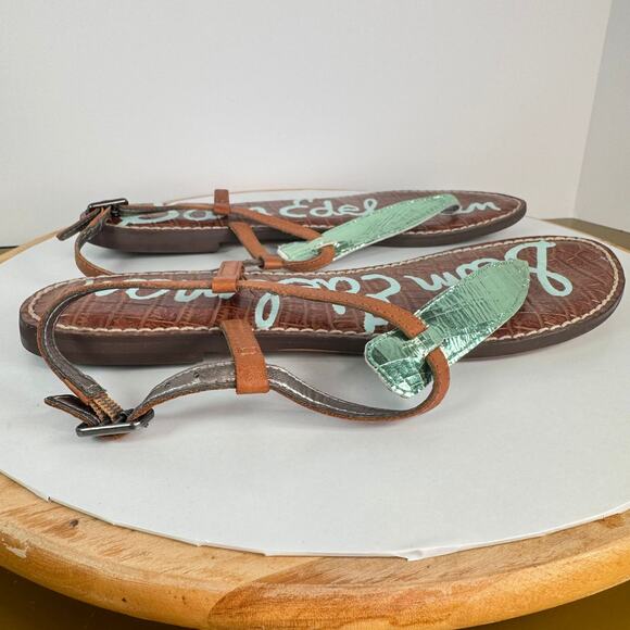 Sam Edelman Gigi Flat Green Metalic T-Strap Sandals Sz 8.5 Vacation Resort - Picture 5 of 7